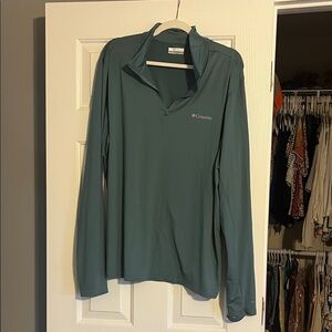 Columbia Men's Green Long Sleeve Shirt